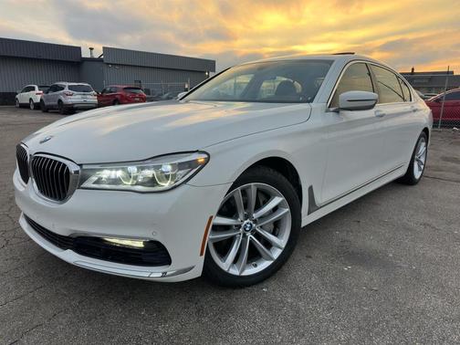 2017 BMW 750 i xDrive