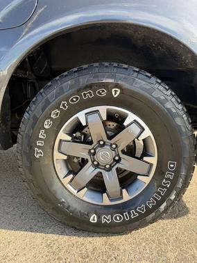 Gray 2014 Nissan Frontier PRO-4X