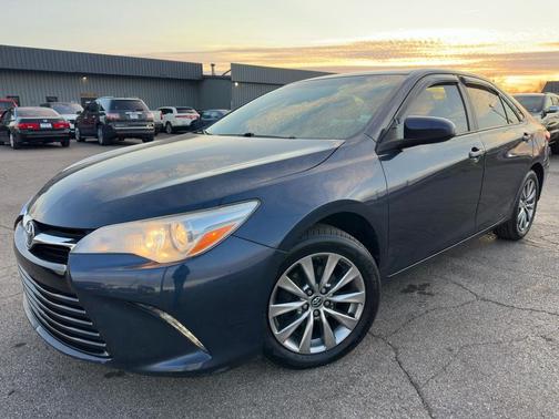 2017 Toyota Camry XLE