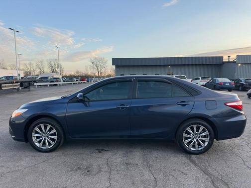 2017 Toyota Camry XLE