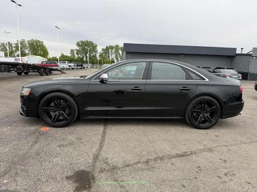 Black 2017 Audi S8 4.0T Plus