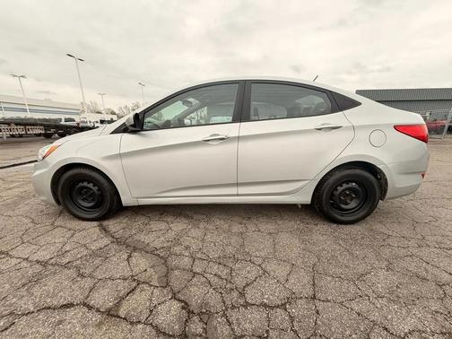 Ironman Silver Metallic 2016 Hyundai Accent SE