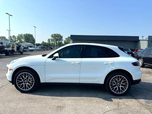 2018 Porsche Macan S