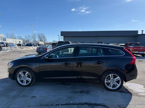 2015 Volvo V60 T5 Platinum