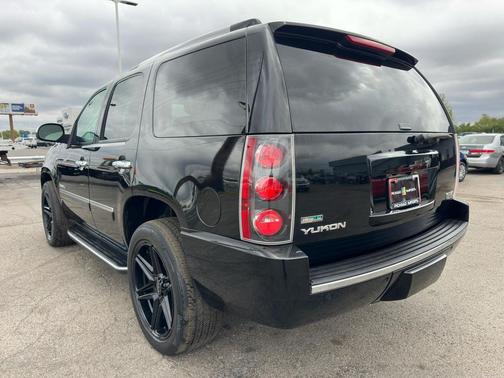 2011 GMC Yukon Denali