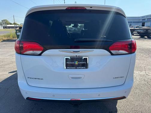 2017 Chrysler Pacifica Limited