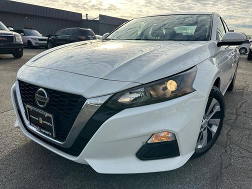 2022 Nissan Altima S FWD