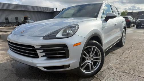 Rhodium Silver Metallic 2019 Porsche Cayenne Cayenne