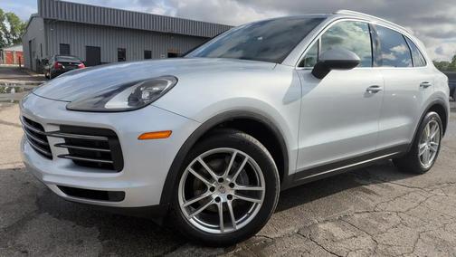 Rhodium Silver Metallic 2019 Porsche Cayenne Cayenne