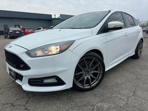 2018 Ford Focus ST 