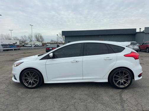 2018 Ford Focus ST 