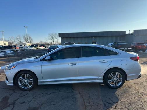 2018 Hyundai SONATA SEL