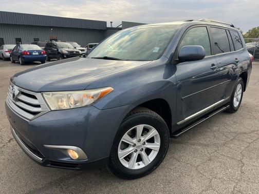2013 Toyota Highlander SE