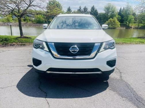 2018 Nissan Pathfinder S