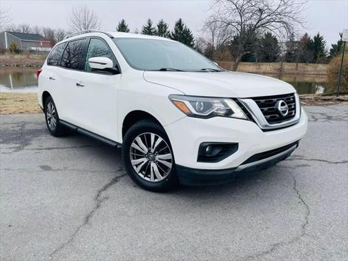 2018 Nissan Pathfinder SL