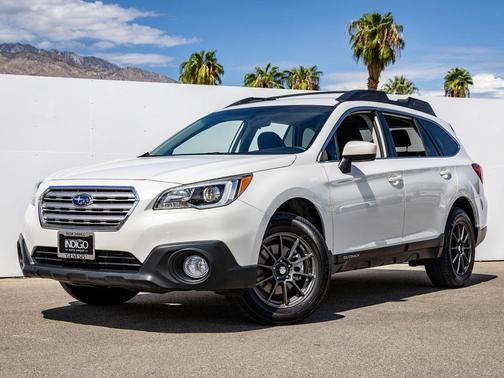 Crystal White Pearl 2017 Subaru Outback 2.5i Premium