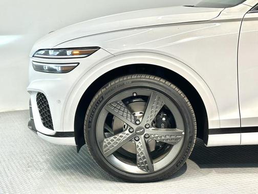 2024 Genesis GV70 3.5T AWD Sport