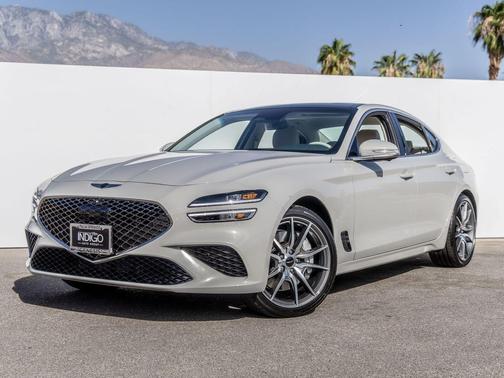 Vatna Gray 2026 Genesis G70 2.5T RWD Prestige