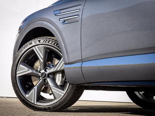 Ceres Blue 2027 Genesis GV80 2.5T