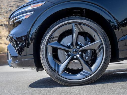 Vik Black 2026 Genesis GV70 2.5T Sport Prestige