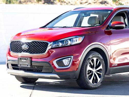Remington Red Metallic 2016 Kia Sorento EX