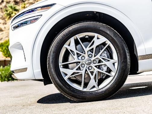 Uyuni White 2025 Genesis GV70 2.5T AWD