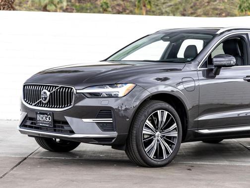 2022 Volvo XC60 Recharge Plug-In Hybrid T8 Inscription