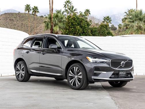 2022 Volvo XC60 Recharge Plug-In Hybrid T8 Inscription