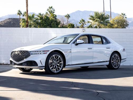 2026 Genesis G90 e-SC