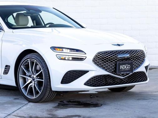 2025 Genesis G70 2.5T RWD