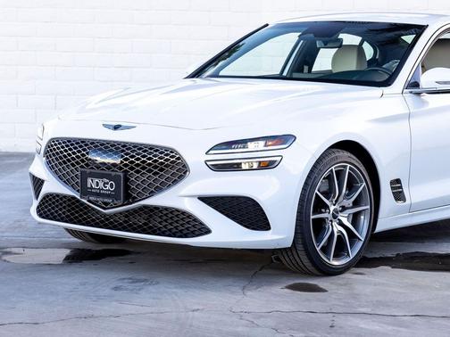 2025 Genesis G70 2.5T RWD