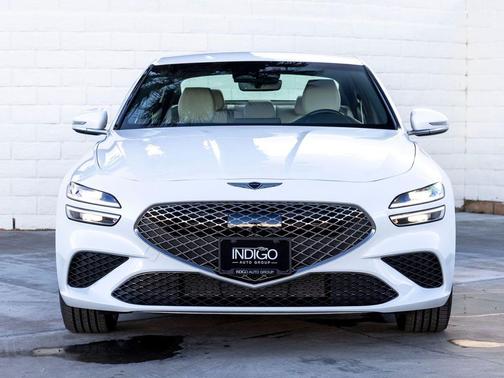 2025 Genesis G70 2.5T RWD