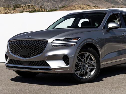 Savile Silver 2024 Genesis GV70 2.5T AWD