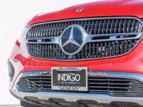 MANUFAKTUR Patagonia Red Metallic 2024 Mercedes-Benz GLC 300 Base