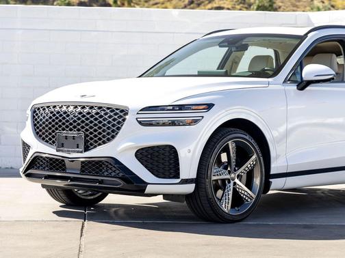 2023 Genesis GV70 3.5T AWD Sport
