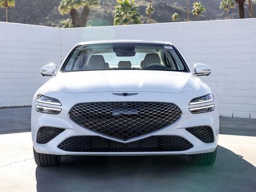 2026 Genesis G70 2.5T RWD Prestige