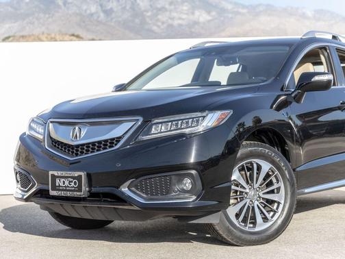 Crystal Black Pearl 2016 Acura RDX Advance Package