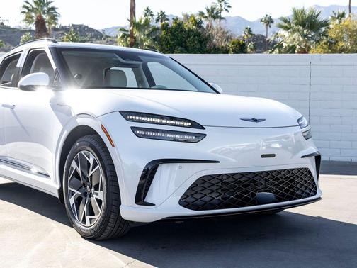 2026 Genesis GV60 19'