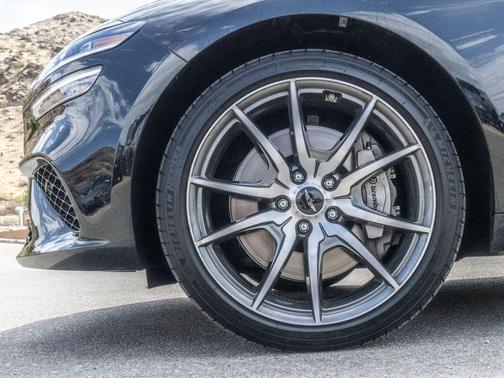 Vik Black 2026 Genesis G70 2.5T RWD Prestige