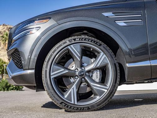 Makalu Gray 2026 Genesis GV80 3.5T