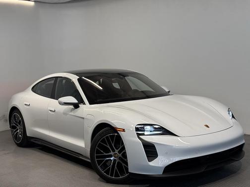 2023 Porsche Taycan GTS