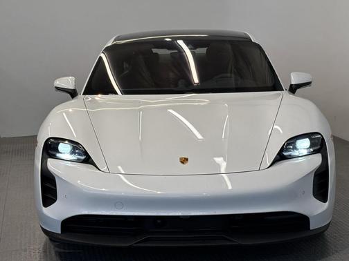 2023 Porsche Taycan GTS