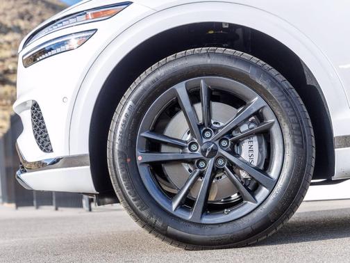 Uyuni White 2027 Genesis GV70 2.5T Advanced AWD