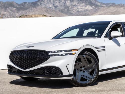 Uyuni White 2026 Genesis G90 3.5T E-SC Prestige Black AWD
