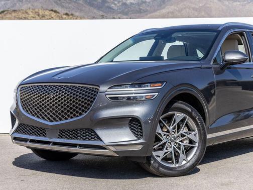 Himalayan Gray 2023 Genesis GV70 2.5T AWD