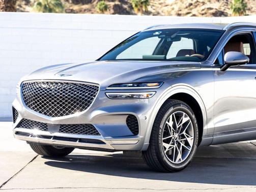 Savile Silver 2023 Genesis GV70 2.5T AWD