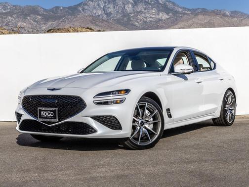 Uyuni White 2026 Genesis G70 2.5T AWD Prestige