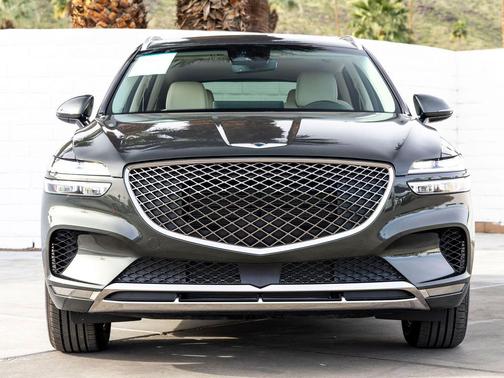 2025 Genesis GV70 2.5T AWD