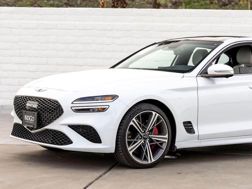 2025 Genesis G70 3.3T RWD Sport Advanced