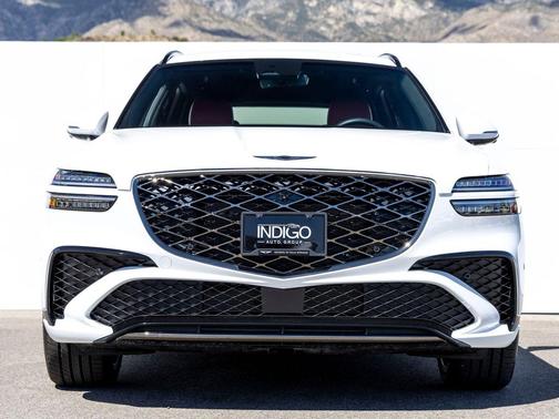 Uyuni White 2026 Genesis GV70 2.5T Sport Prestige